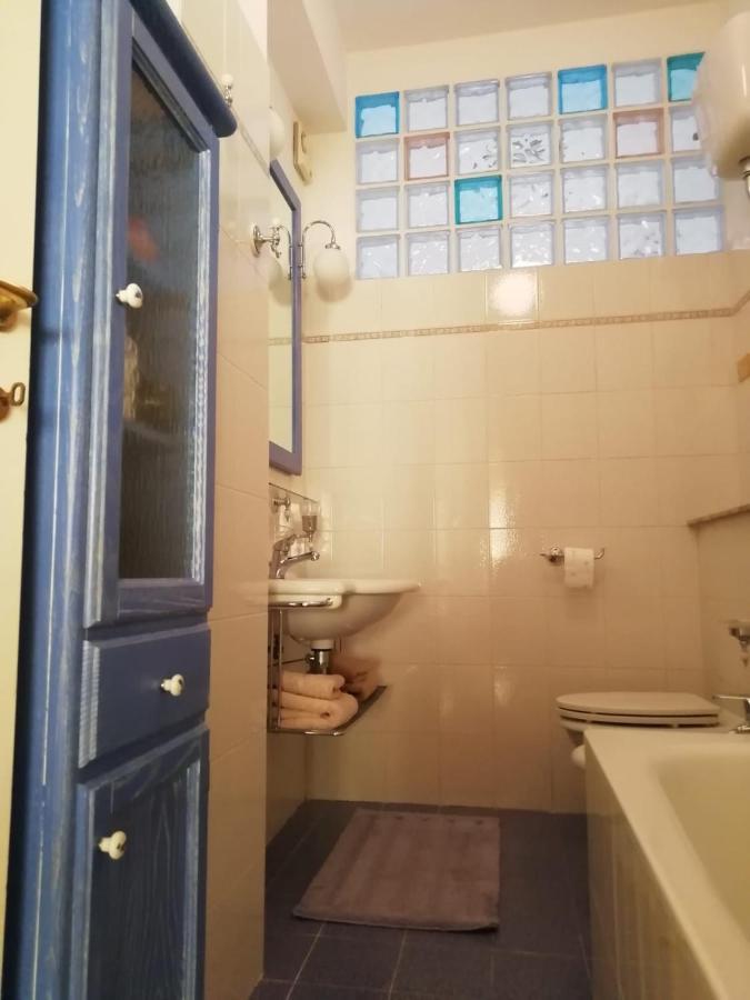 Questa Casa Non E Un Albergo Ciu-Atr 9390-9 Rome Bagian luar foto