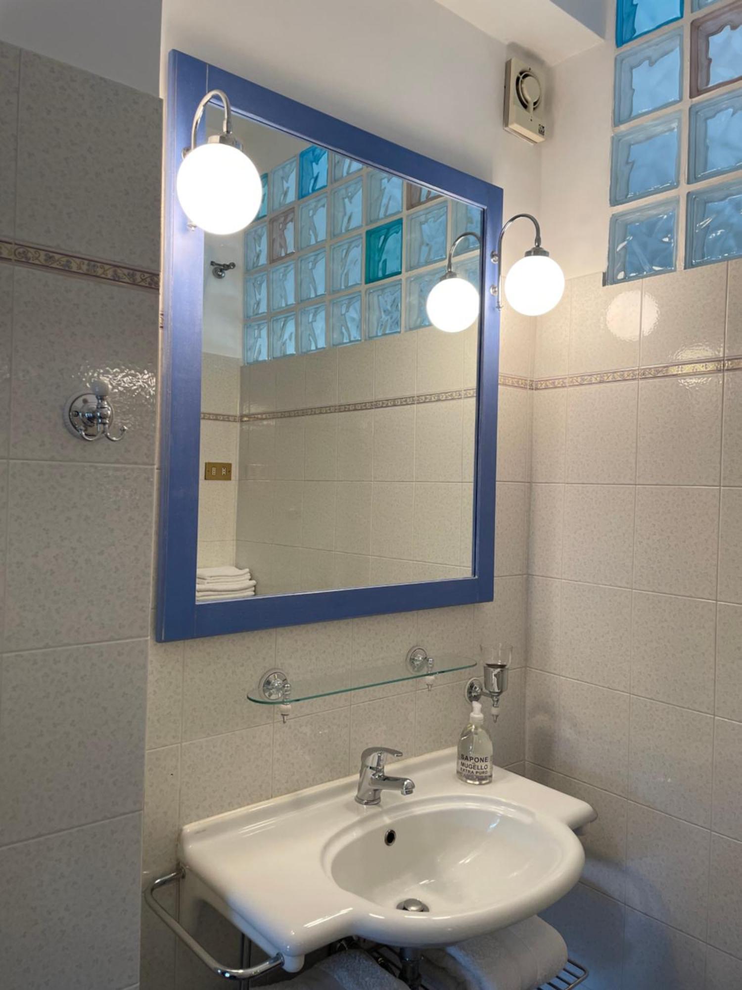 Questa Casa Non E Un Albergo Ciu-Atr 9390-9 Rome Bagian luar foto